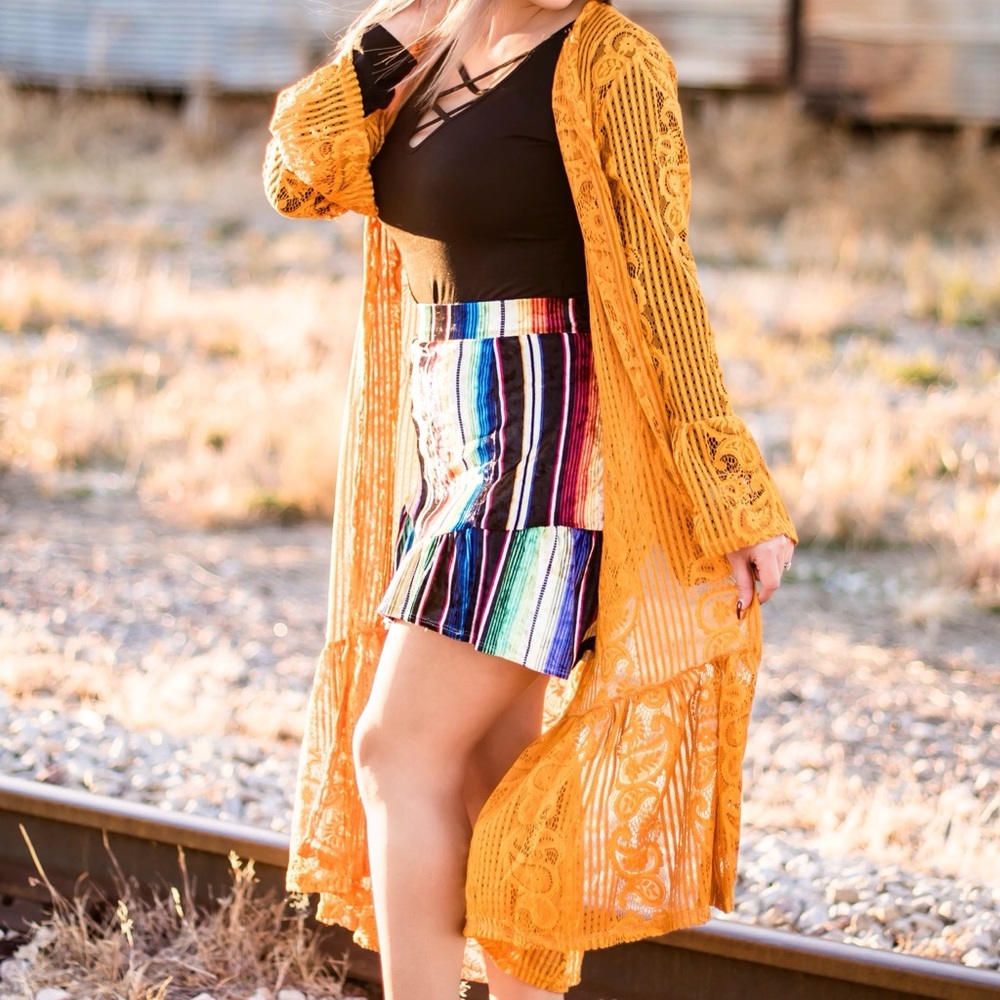 Mustard yellow duster